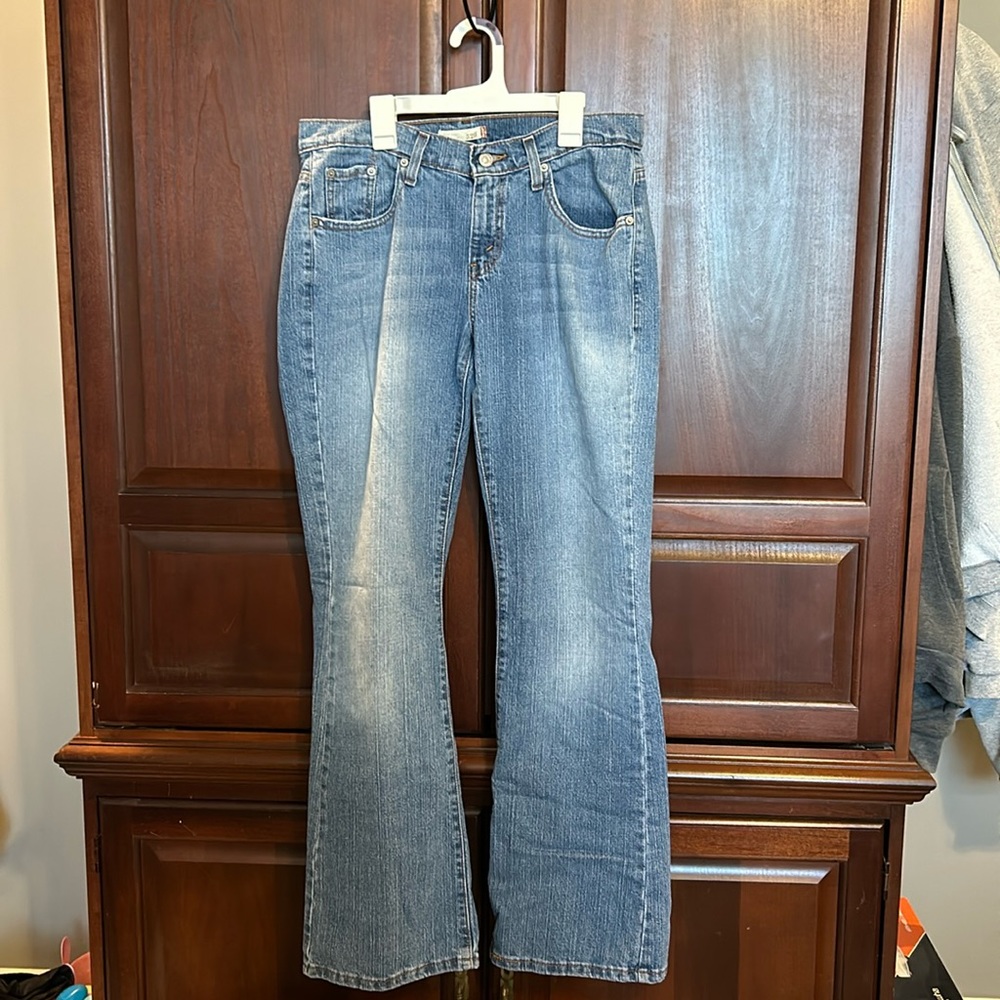 Levi jeans, curvy style, 529